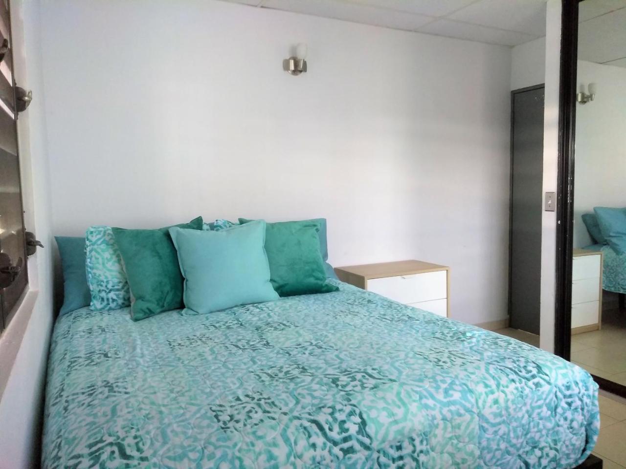 Urban Terrace Apartment In Сан Хуан Екстериор снимка
